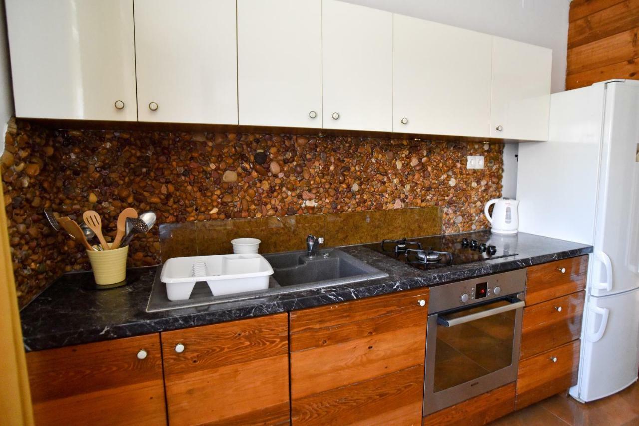 Mihaela Apartment
